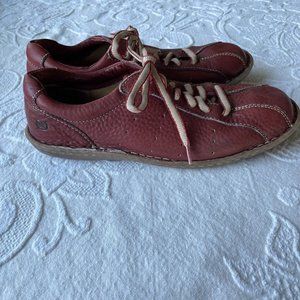 Born Handcrafted Red Leather Oxford Lace Up Comfort Casual Womens Size 8.5 Shoes